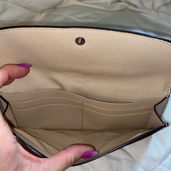 Nwot coach croc embossed soft leather envelope wallet - Picture 7 of 9